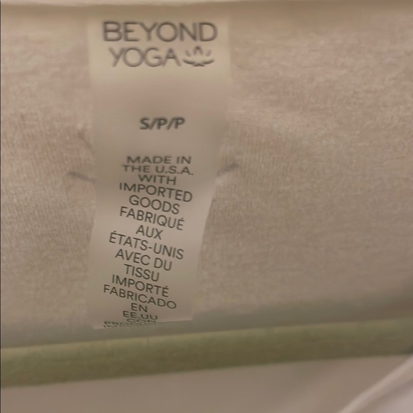 Beyond Yoga White Long Sleeve Wrap Top - Picture 4 of 5